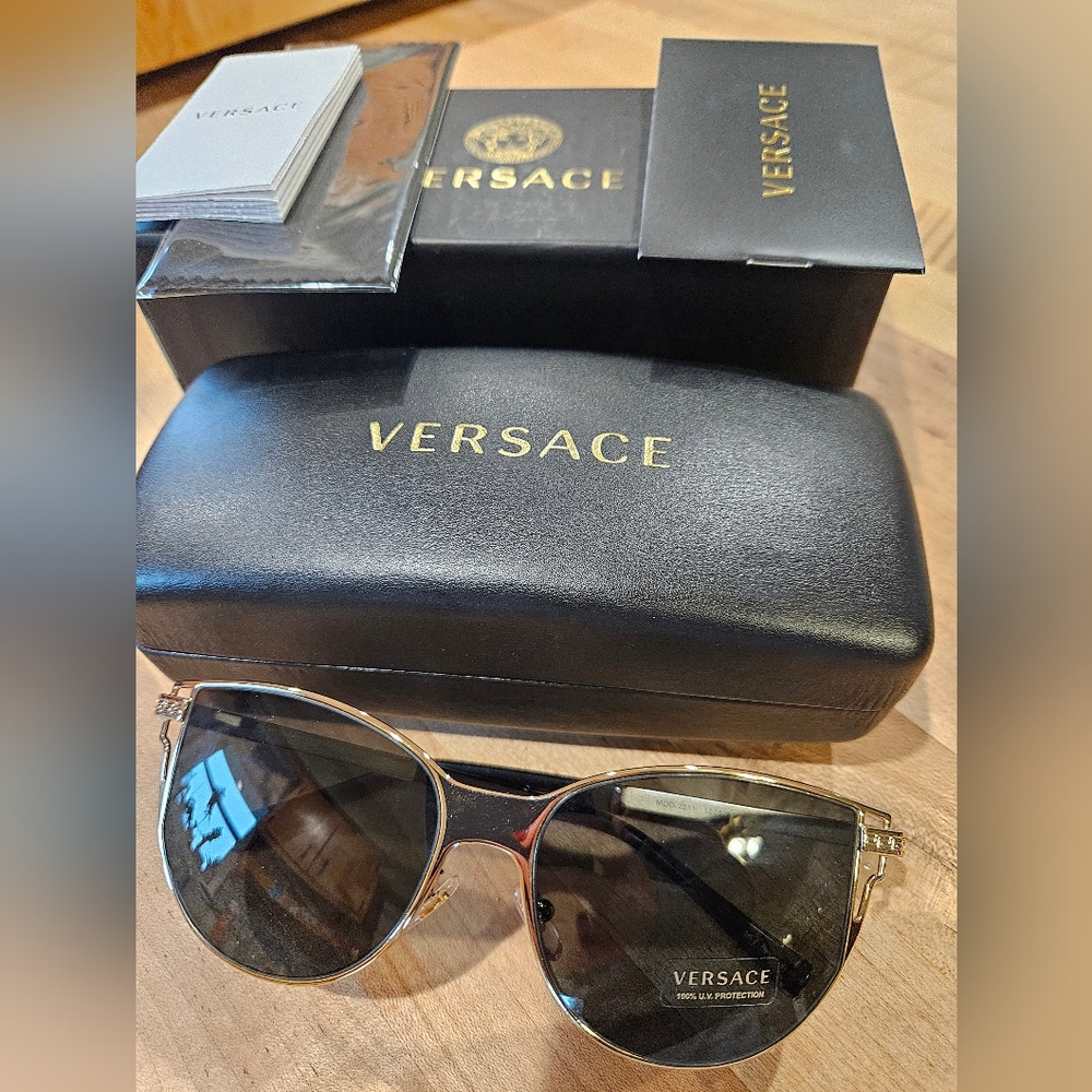 Versace Sunglasses 2211 1002/87